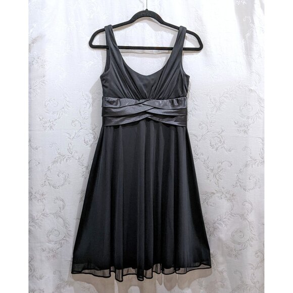 Vintage 90s Empire Waist Cummerbund Sleeveless Chiffon Little Black Dress 8 - Picture 1 of 5